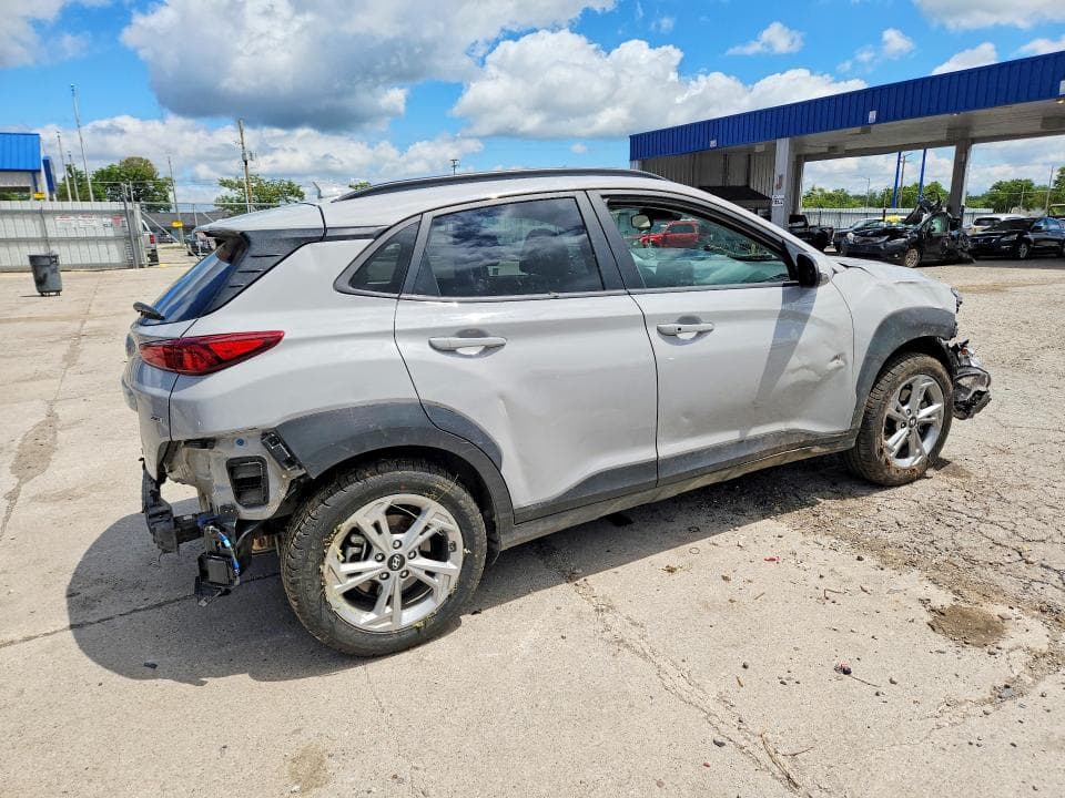 2023 HYUNDAI KONA SEL 3