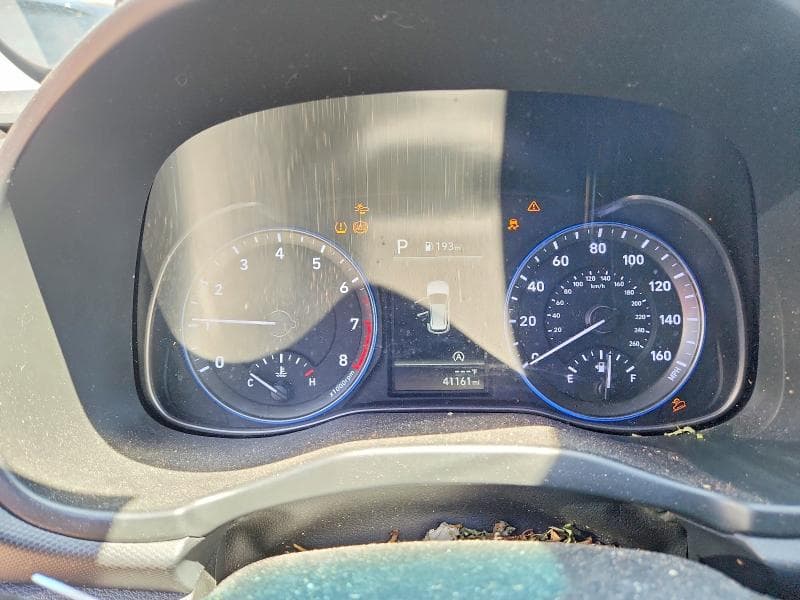 2023 HYUNDAI KONA SEL 9