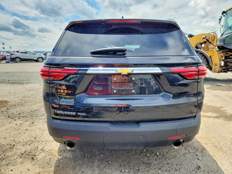 2023 CHEVROLET TRAVERSE LS 6