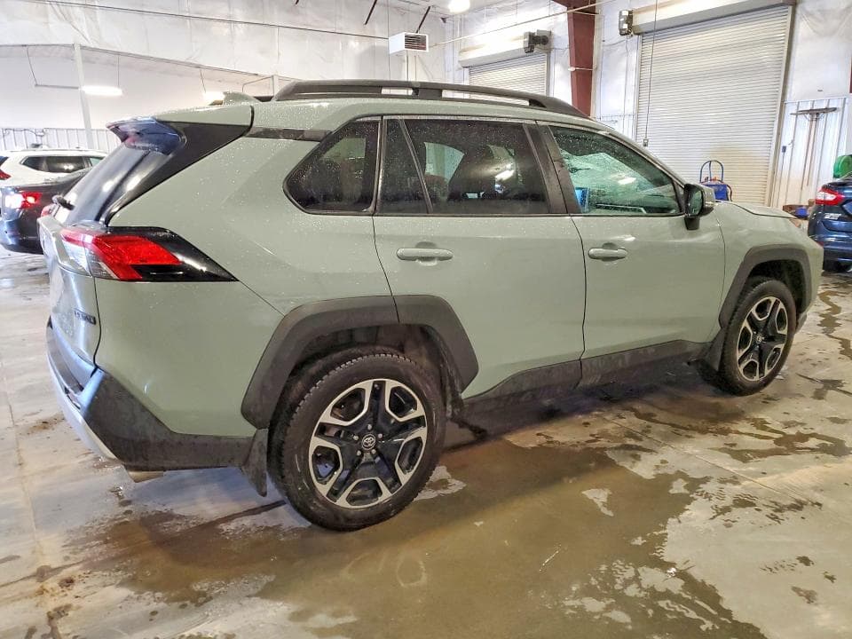 2019 TOYOTA RAV4 ADVENTURE ADVENTURE 3