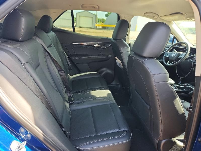 2023 BUICK ENVISION ESSENCE ESSENCE 11