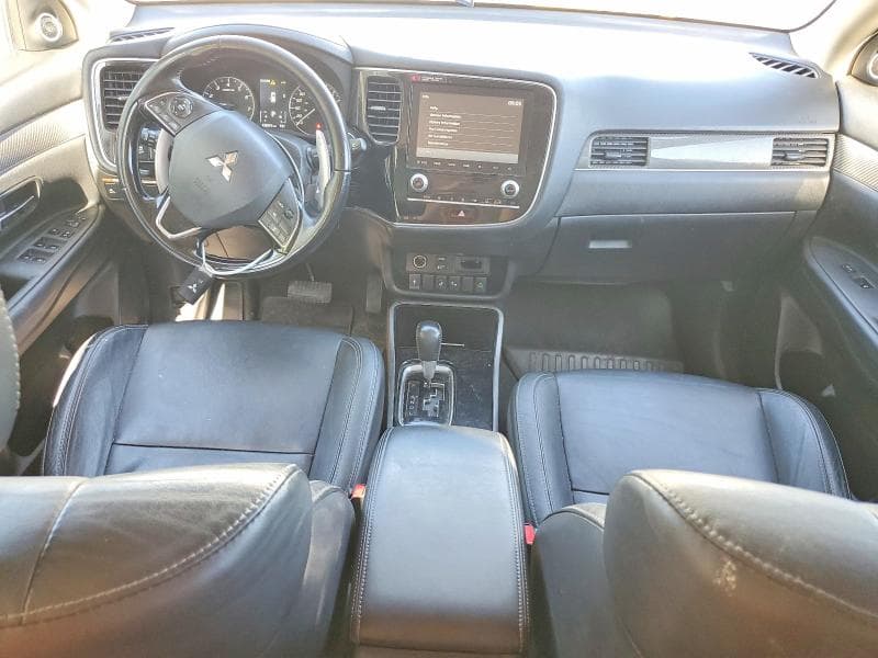 2020 MITSUBISHI OUTLANDER GT 8
