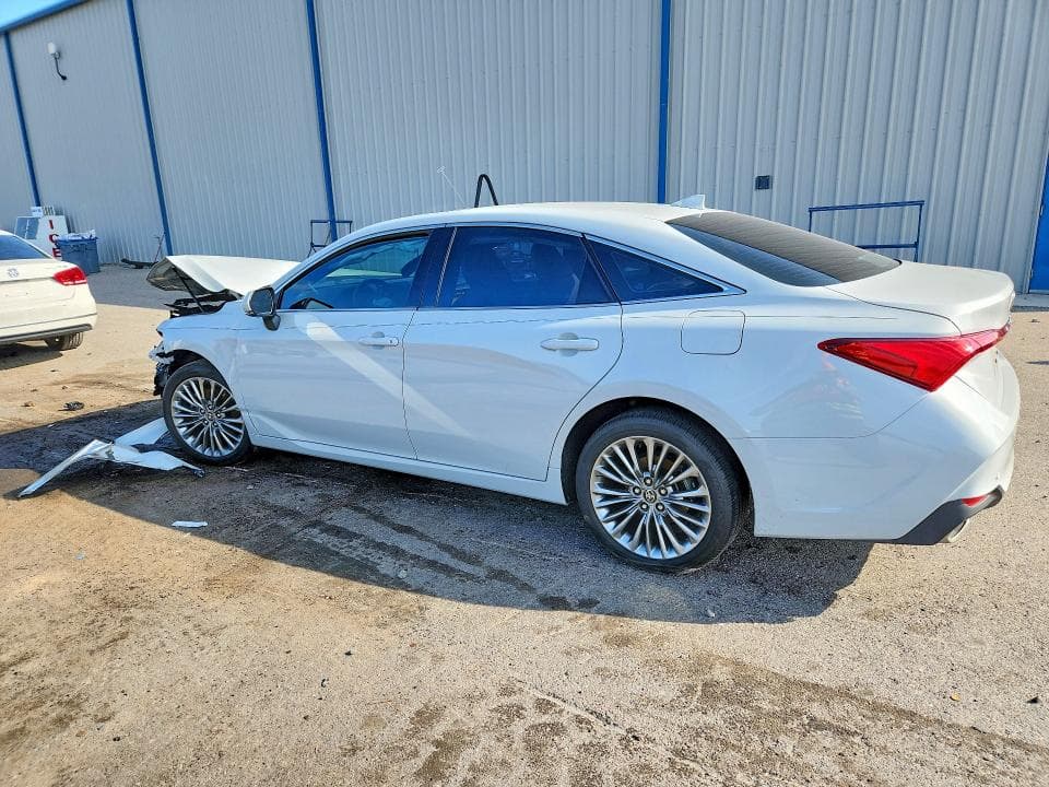 2022 TOYOTA AVALON LIMITED 2