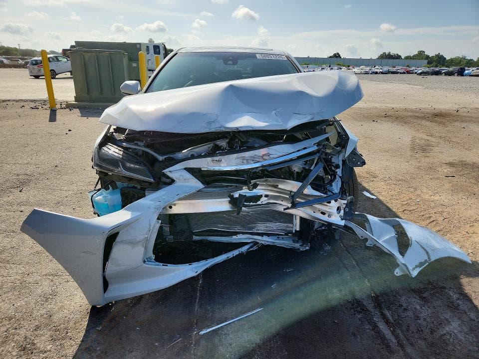 2022 TOYOTA AVALON LIMITED 5