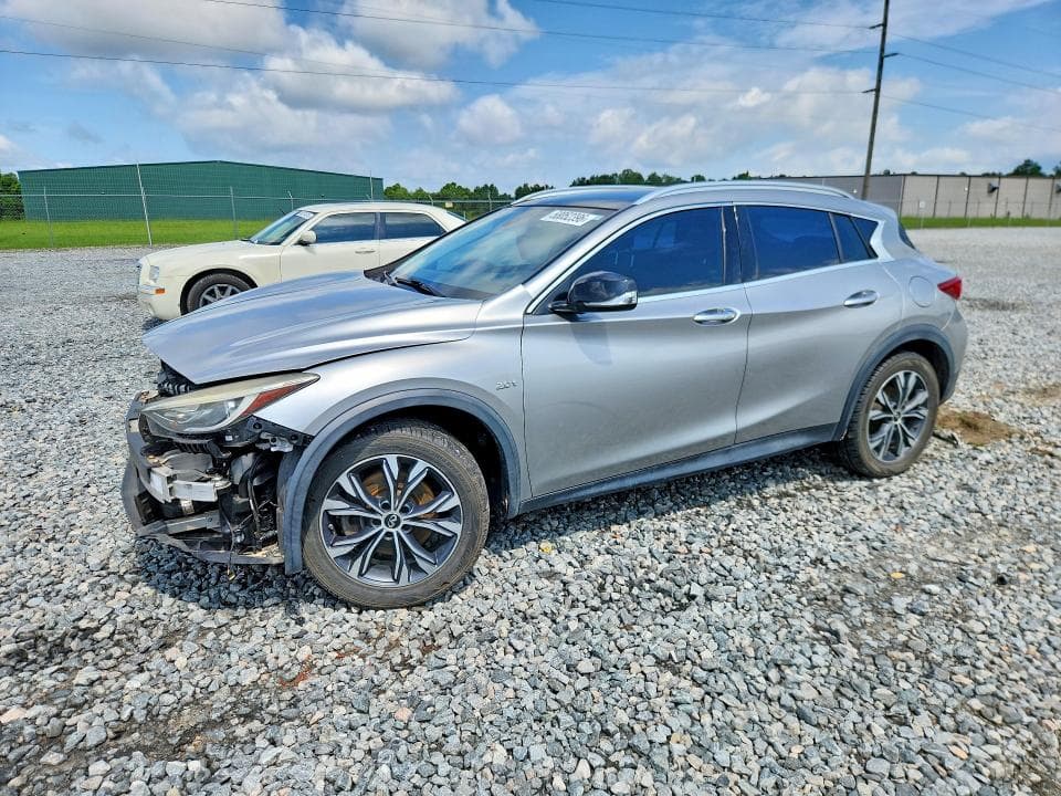 2018 INFINITI QX30 PREMIUM - 1