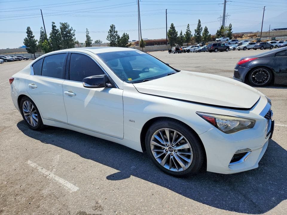 2019 INFINITI Q50 3.0T LUXE 4