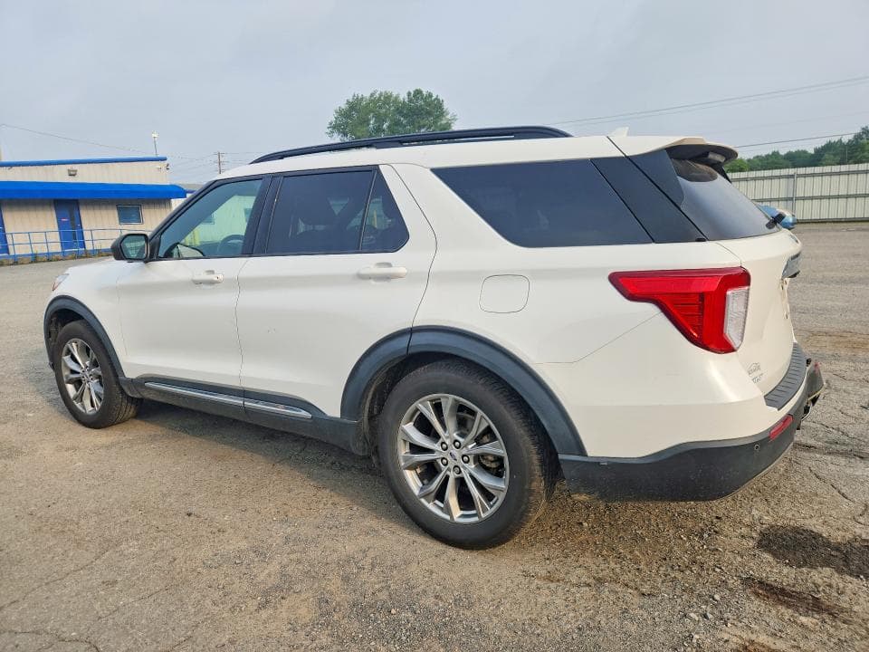 2020 FORD EXPLORER XLT 2