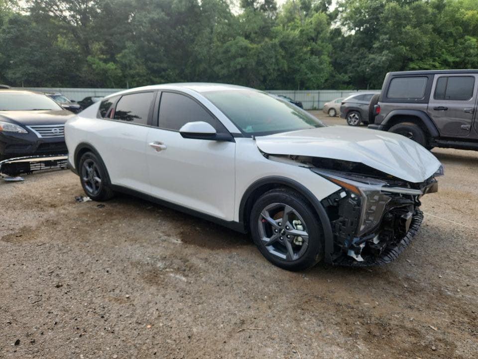 2025 KIA K4 LXS 4