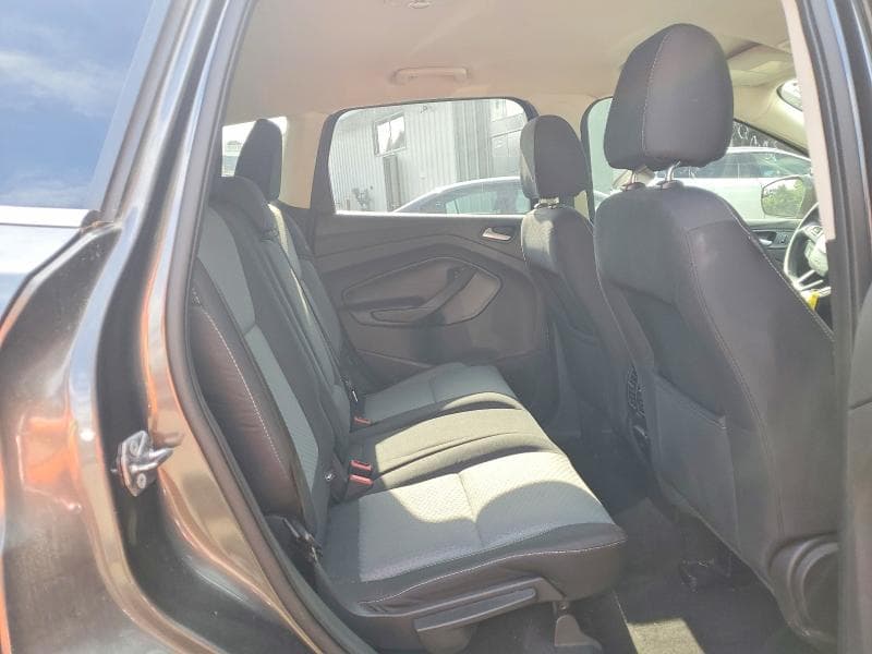 2017 FORD ESCAPE SE SE 11