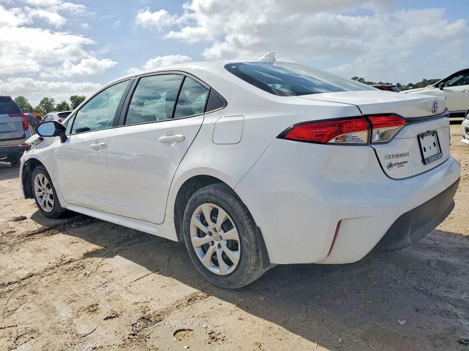 2026 TOYOTA COROLLA LE LE 3