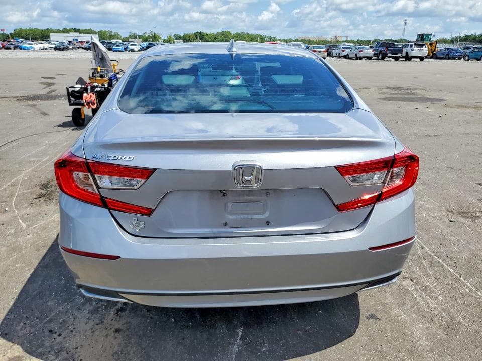 2020 HONDA ACCORD EX 6