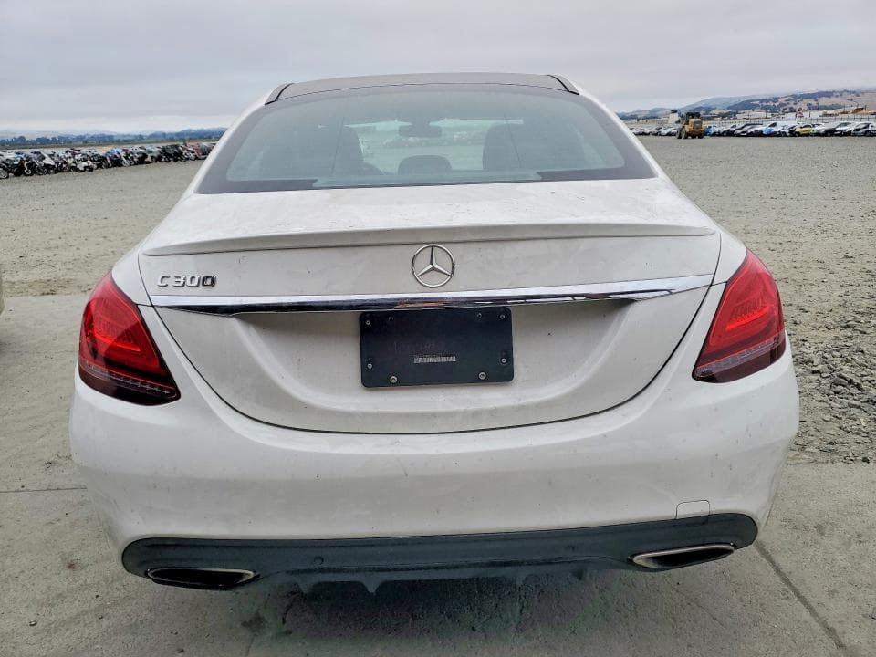 2019 MERCEDES-BENZ C 300 6