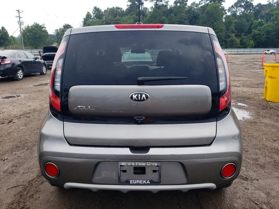 2019 KIA SOUL + 6