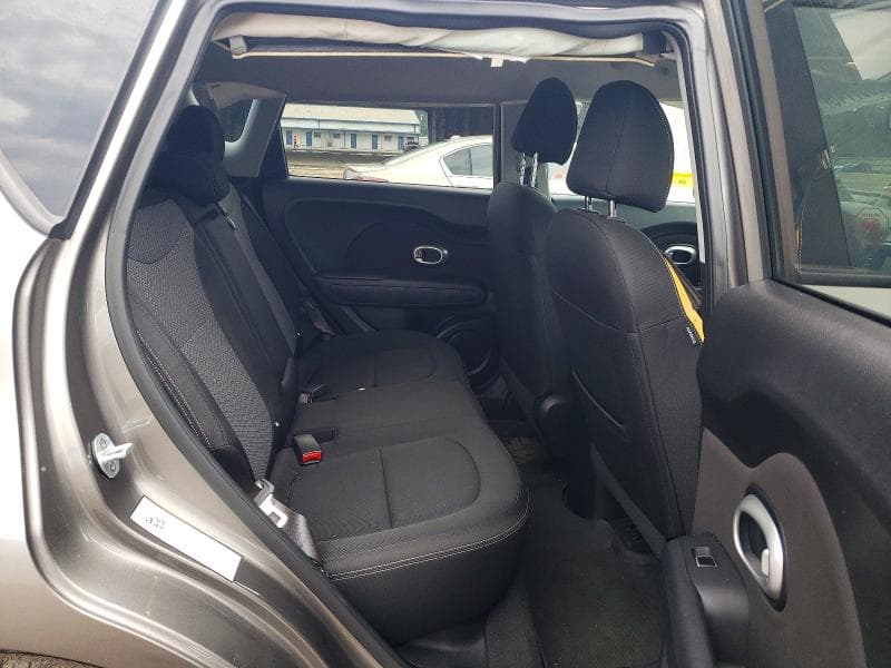 2019 KIA SOUL + 10