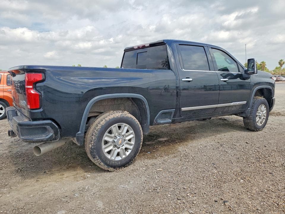 2024 CHEVROLET SILVERADO K2500 HIGH COUNTRY 3