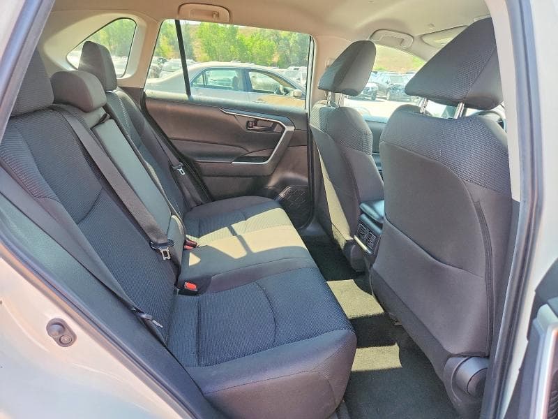 2023 TOYOTA RAV4 LE LE 11