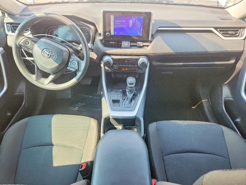 2023 TOYOTA RAV4 LE LE 8