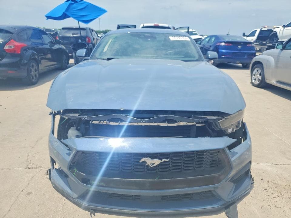 2025 FORD MUSTANG 5