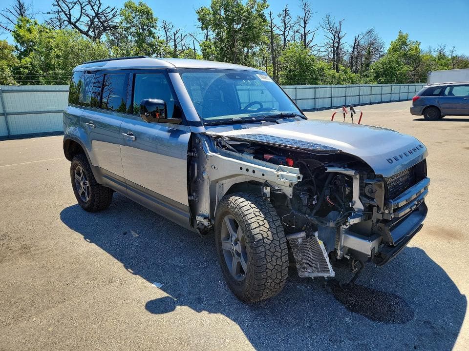 2020 LAND ROVER DEFENDER 110 S 4