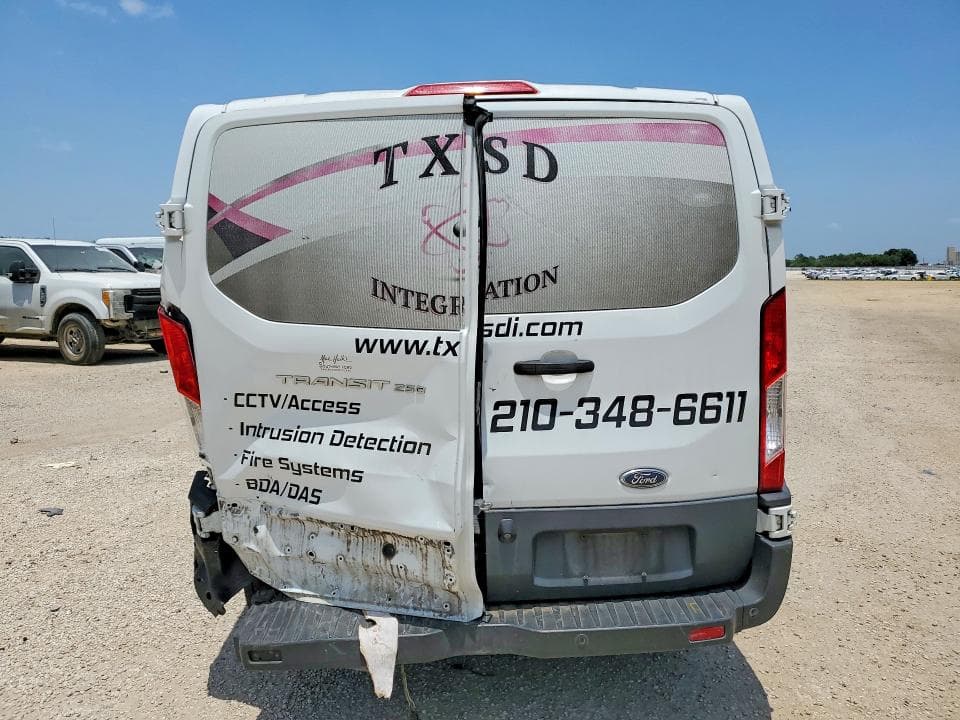 2017 FORD TRANSIT T-250 6
