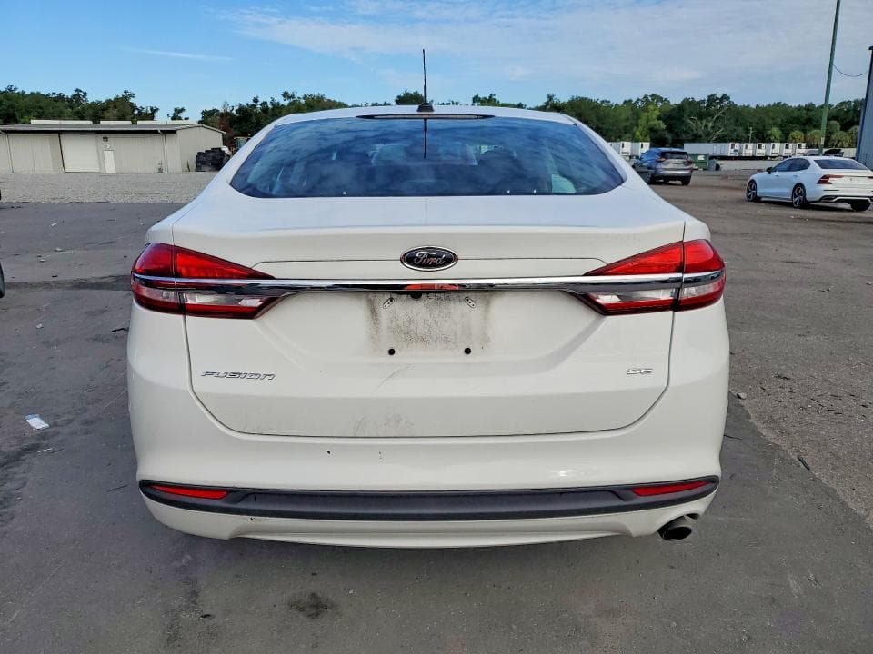 2018 FORD FUSION SE 6