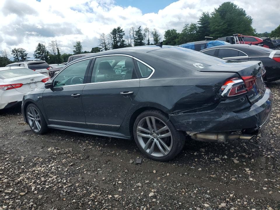 2017 VOLKSWAGEN PASSAT R-LINE 2