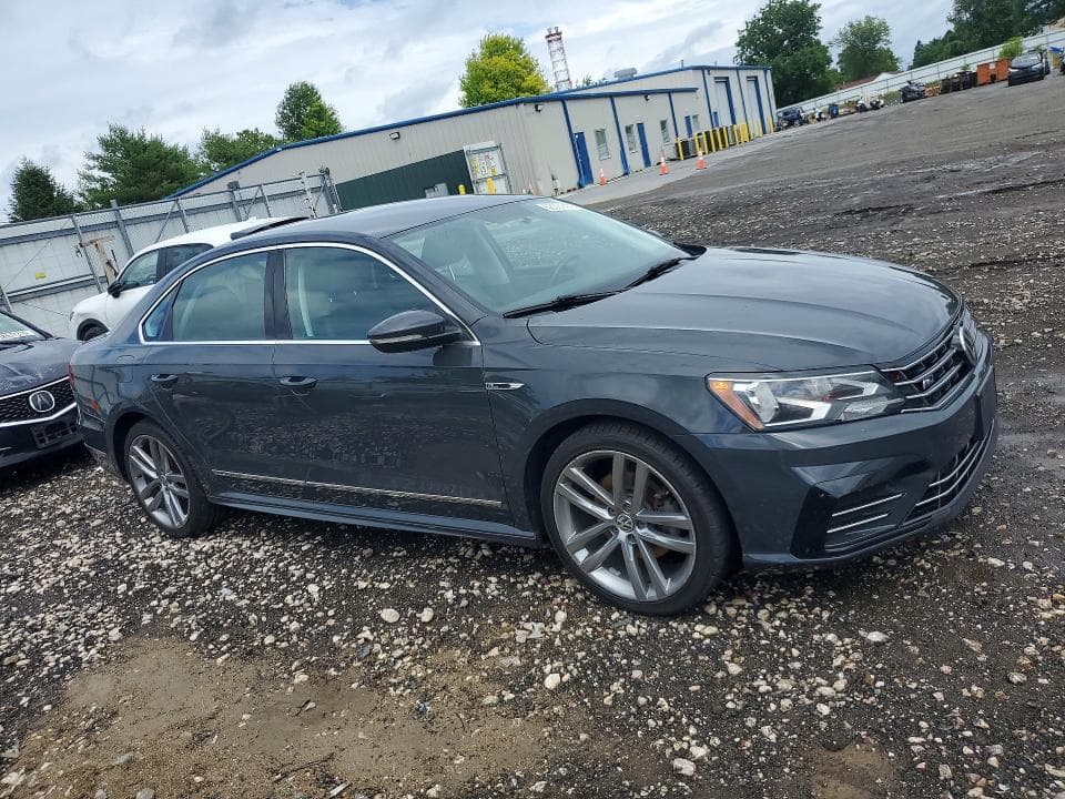 2017 VOLKSWAGEN PASSAT R-LINE 4
