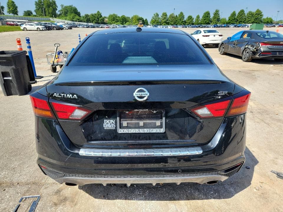 2022 NISSAN ALTIMA SR 6