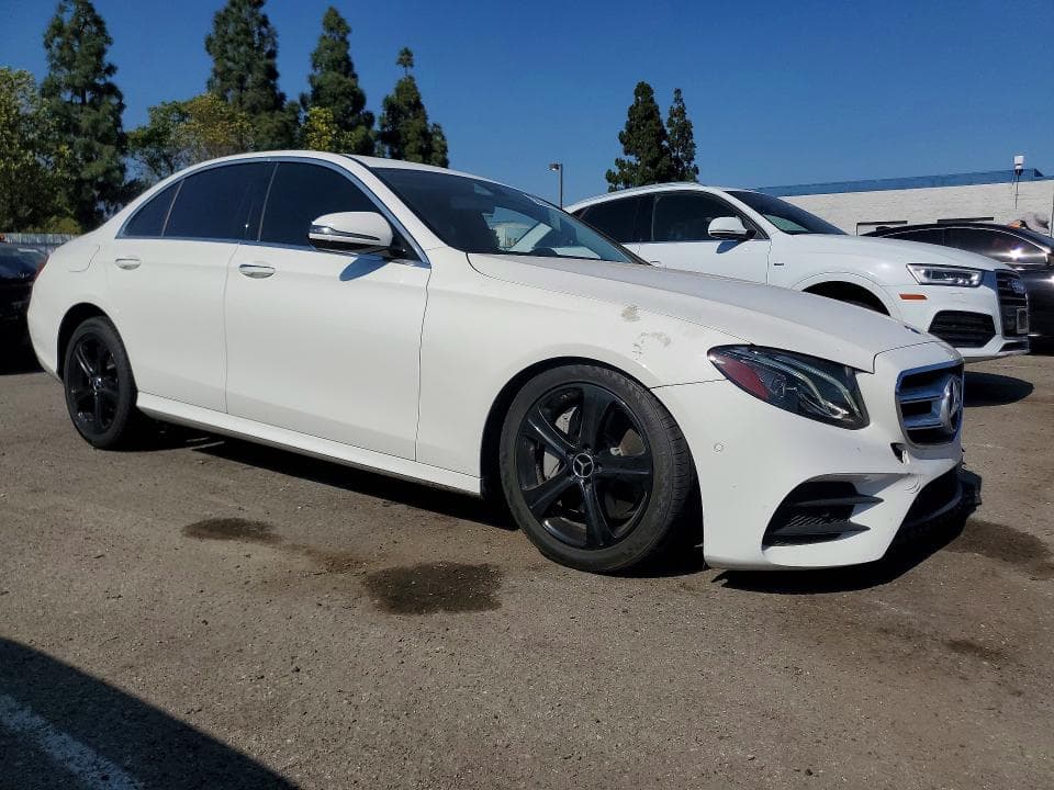 2017 MERCEDES-BENZ E 300 4
