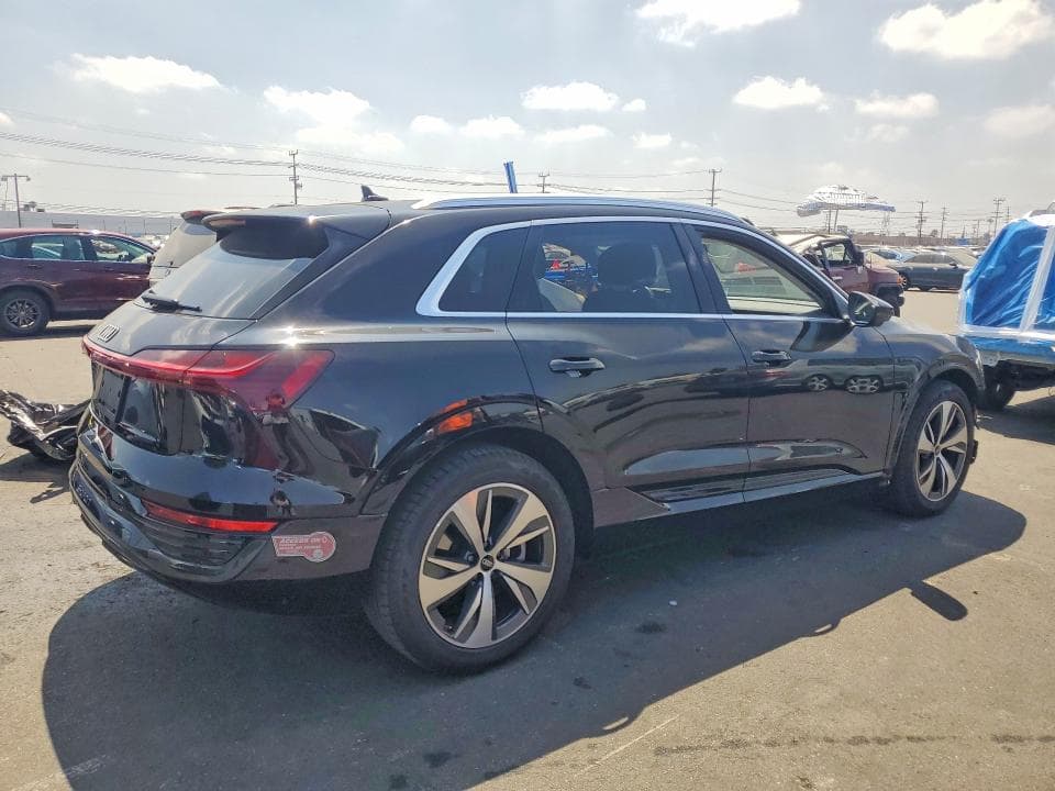 2024 AUDI Q8 E-TRON PREMIUM PLUS 3