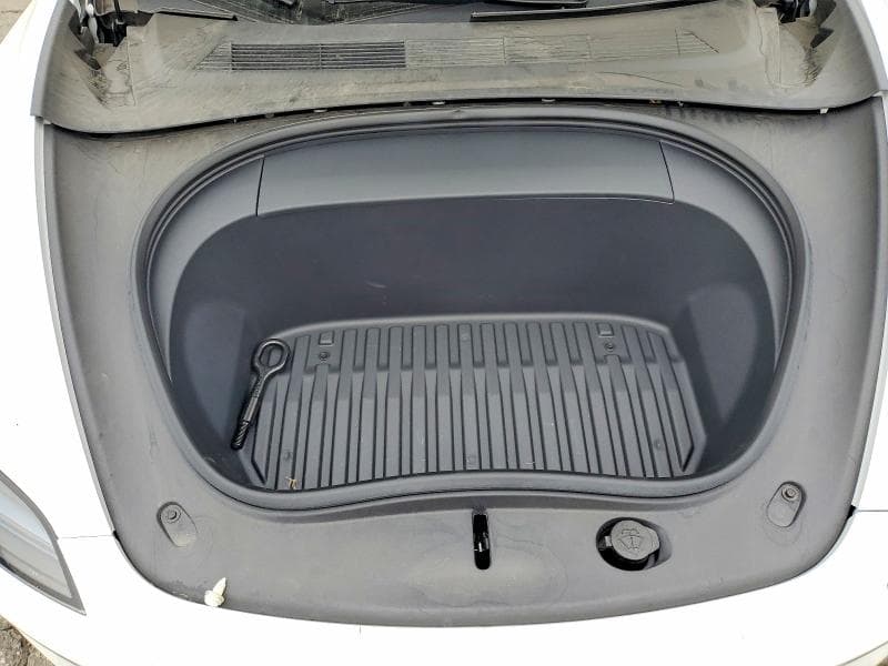 2024 TESLA MODEL 3 11