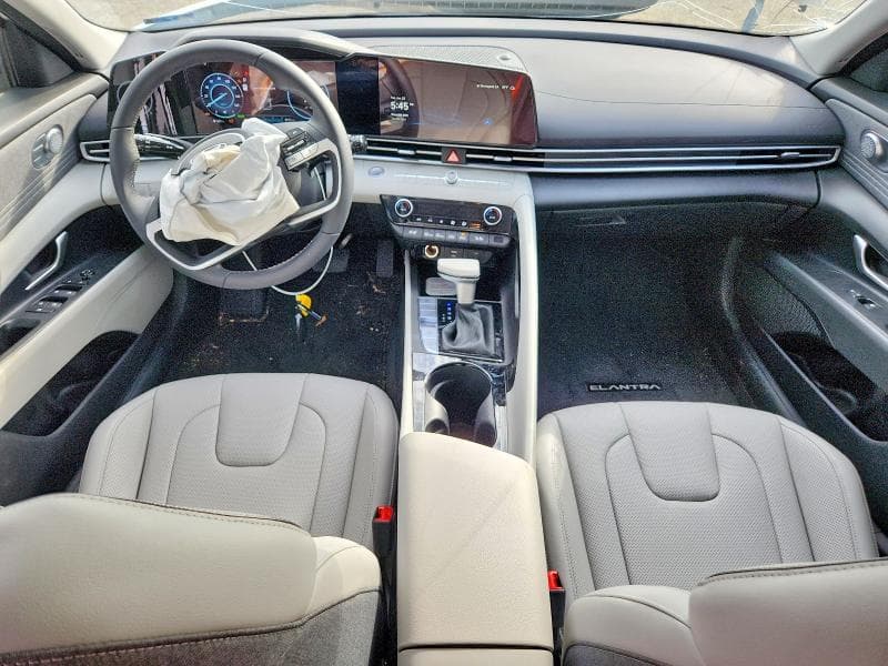 2026 HYUNDAI ELANTRA 8