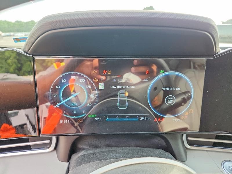 2026 HYUNDAI ELANTRA 9