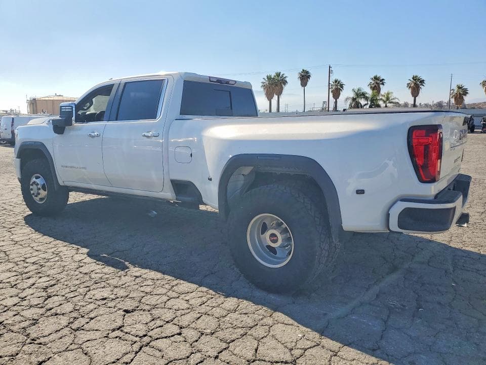 2022 GMC SIERRA K3500 DENALI 2