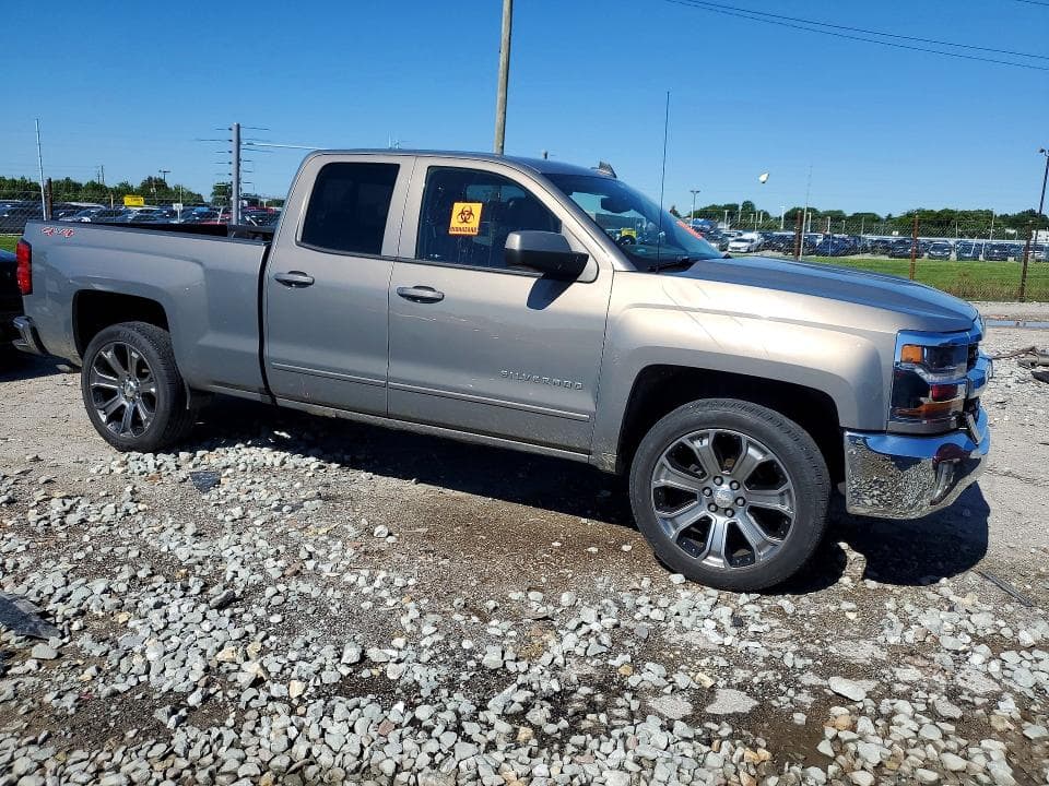 2017 CHEVROLET SILVERADO K1500 LT K1500 LT 4