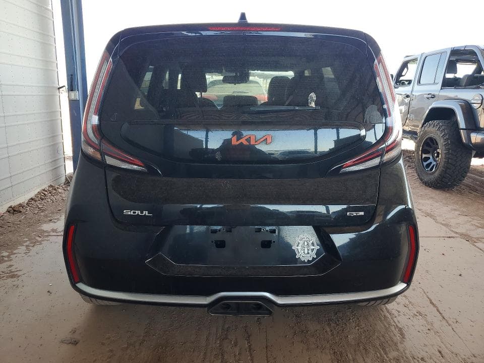 2023 KIA SOUL GT LINE 6