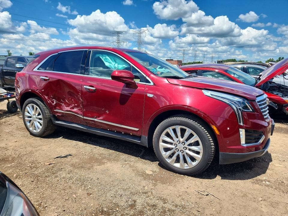 2017 CADILLAC XT5 PLATINUM 4