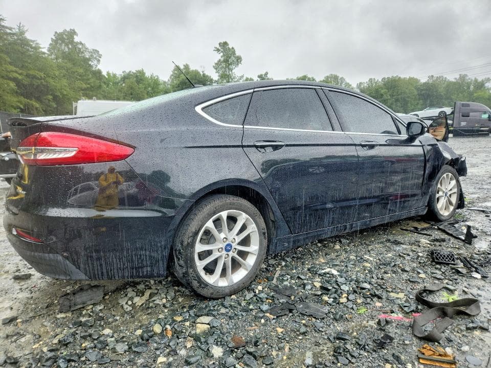 2019 FORD FUSION TITANIUM 3