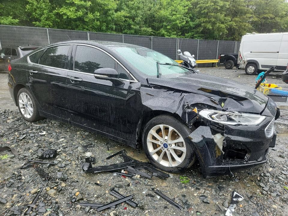 2019 FORD FUSION TITANIUM 4