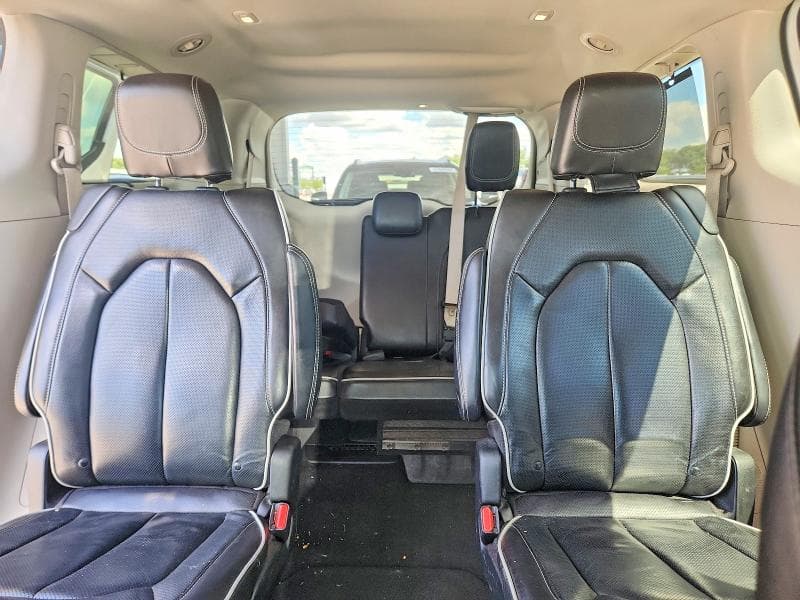 2022 CHRYSLER PACIFICA LIMITED LIMITED 10