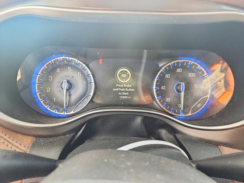 2018 CHRYSLER PACIFICA LIMITED 9