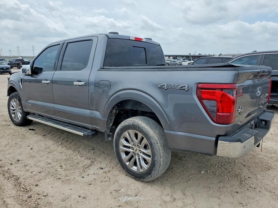 2024 FORD F150 XLT 2