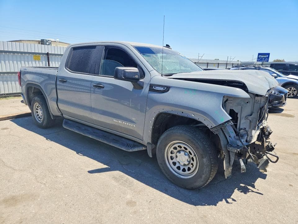 2025 GMC SIERA 4