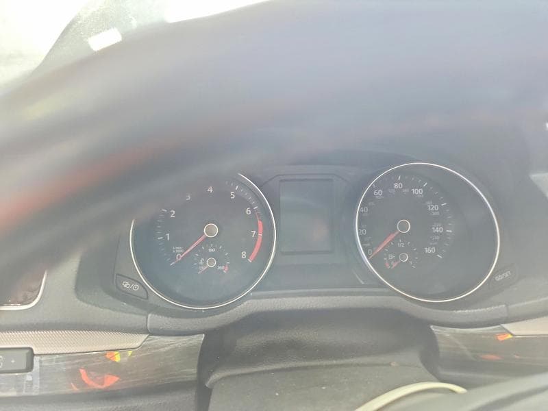 2018 VOLKSWAGEN PASSAT SE SE 9