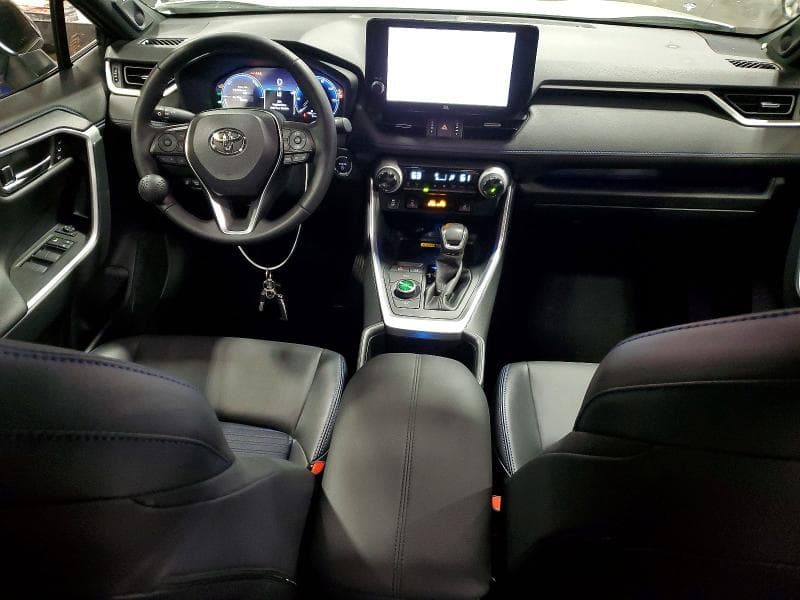 2025 TOYOTA RAV4 XSE XSE 8