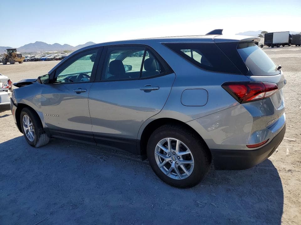 2024 CHEVROLET EQUINOX LS 2