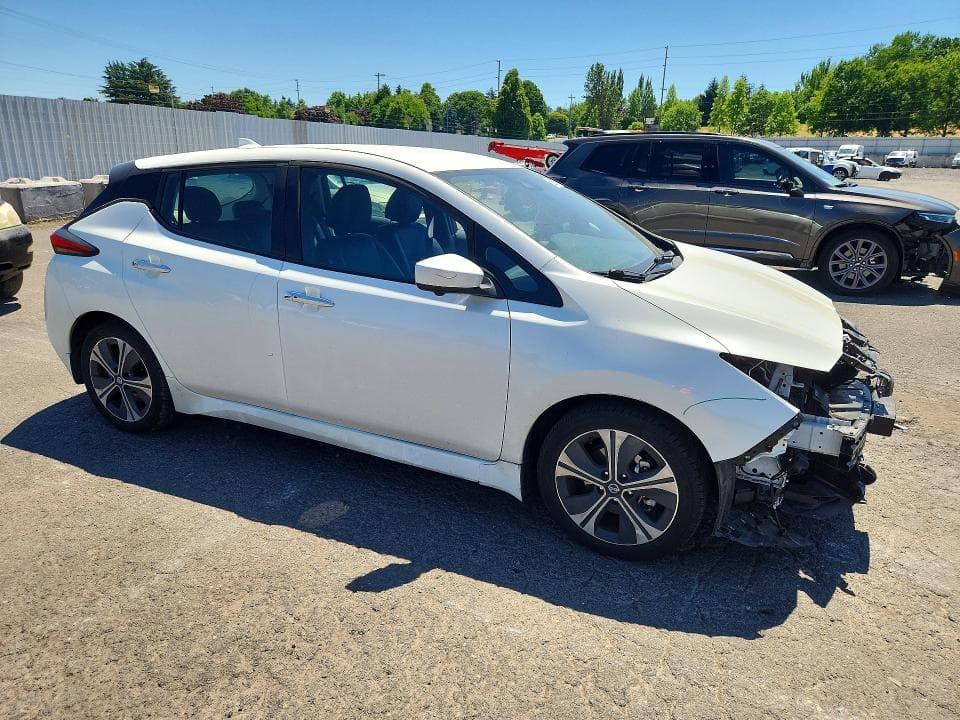 2020 NISSAN LEAF SV SV 4