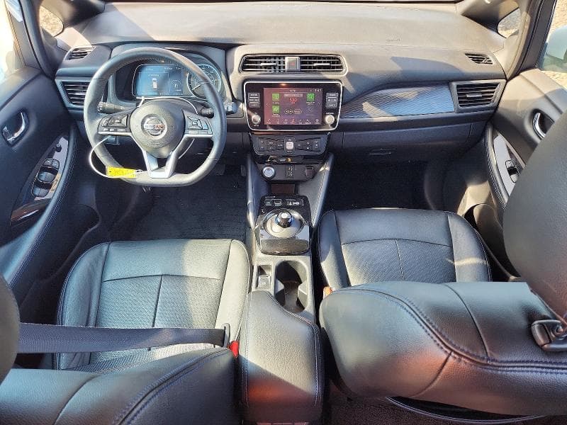 2020 NISSAN LEAF SV SV 8