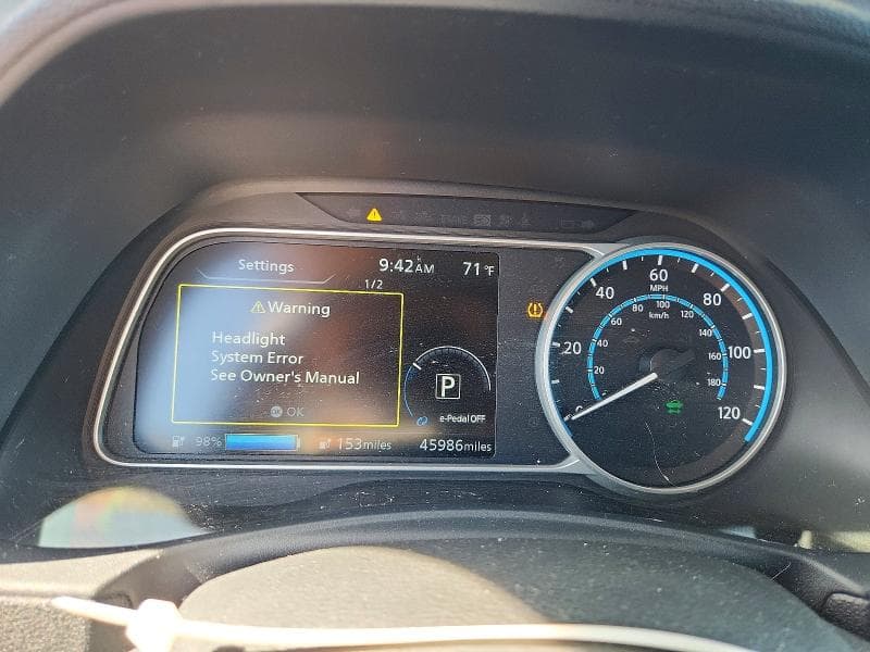 2020 NISSAN LEAF SV SV 9