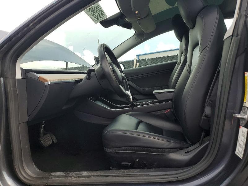 2018 TESLA MODEL 3 7